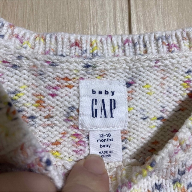 babyGAP(ベビーギャップ)のBaby Gap セーター　80 キッズ/ベビー/マタニティのベビー服(~85cm)(ニット/セーター)の商品写真