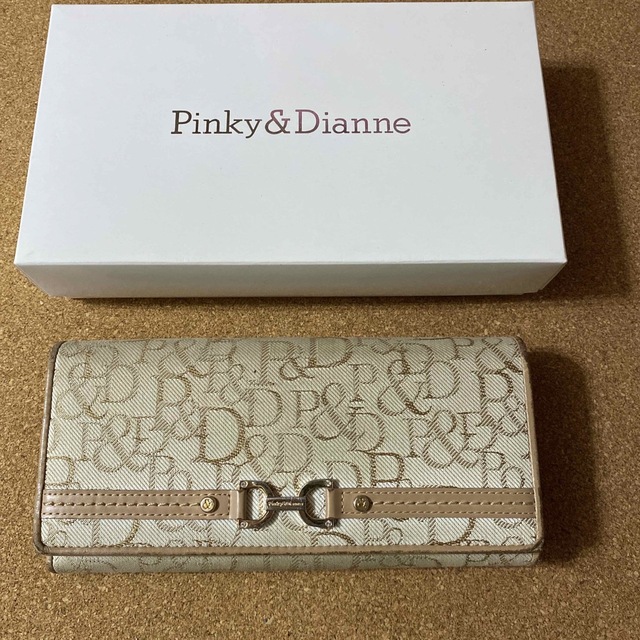 Pinky&Dianne(ピンキーアンドダイアン)のピンキー&ダイアン　財布 レディースのファッション小物(財布)の商品写真