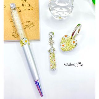 スワロフスキー キーリングの通販 800点以上 | SWAROVSKIを買うならラクマ