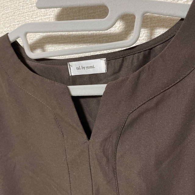 しまむら(シマムラ)のtalbyyumi ブラウンシャツ Lサイズ レディースのトップス(シャツ/ブラウス(長袖/七分))の商品写真