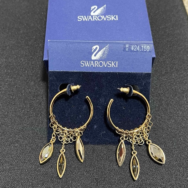 SWAROVSKI(スワロフスキー)のyukoさま専用スワロフスキー　ピアス レディースのアクセサリー(ピアス)の商品写真