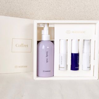 数量限定 新品未使用品 モイスティーヌ コフレ 美容液 セット