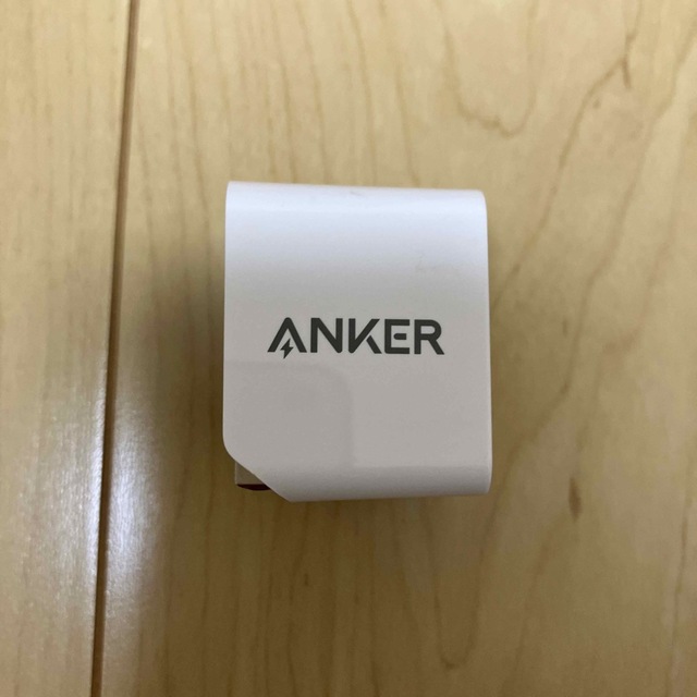 Anker(アンカー)のANKER USB急速充電器 POWERPORT MINI スマホ/家電/カメラのスマートフォン/携帯電話(バッテリー/充電器)の商品写真