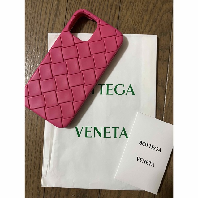 Bottega Veneta(ボッテガヴェネタ)の正規品 ボッテガヴェネタ iPhone12 pro ケース BOTTEGA スマホ/家電/カメラのスマホアクセサリー(iPhoneケース)の商品写真