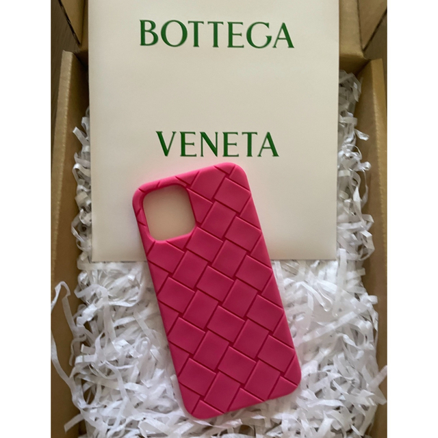Bottega Veneta(ボッテガヴェネタ)の正規品 ボッテガヴェネタ iPhone12 pro ケース BOTTEGA スマホ/家電/カメラのスマホアクセサリー(iPhoneケース)の商品写真