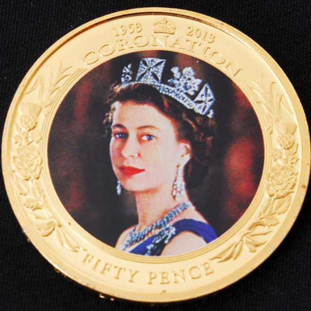 エリザベス女王戴冠式60周年記念クラウン硬貨　限定合金銅貨　観賞用コイン