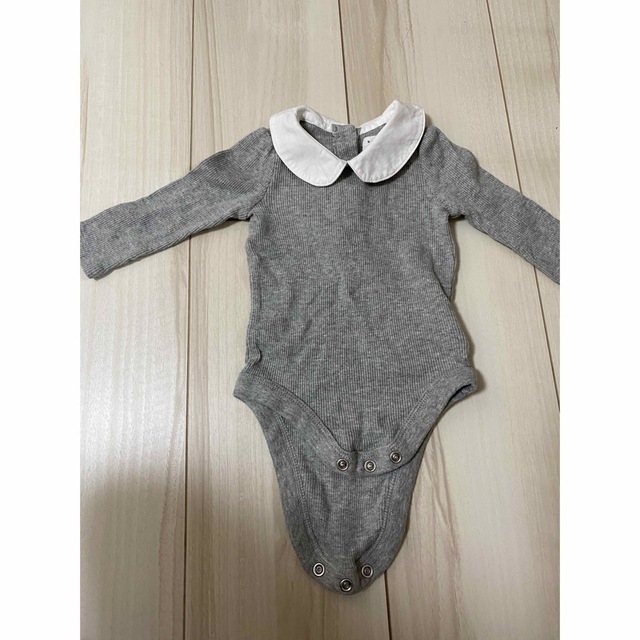 babyGAP(ベビーギャップ)のGAP ベビー キッズ/ベビー/マタニティのベビー服(~85cm)(ロンパース)の商品写真