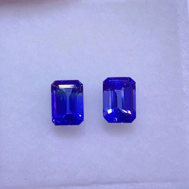 ⭐天然タンザナイト ルース 2.68ct 【現品限り一斉値下げ!】 66810円