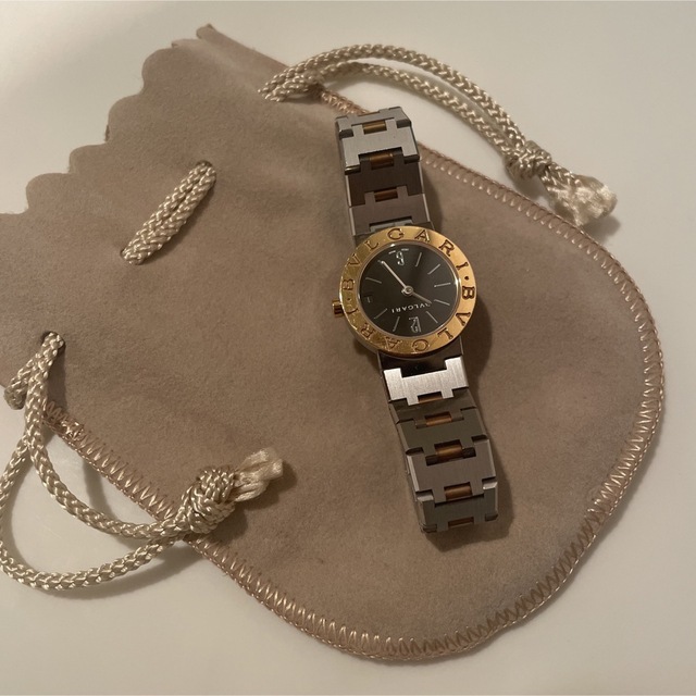 人気カラーの 時計専用出品 さま 腕時計 - www.campotel.com