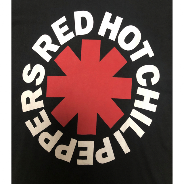 GU(ジーユー)のRED HOT CHILI PEPPERS tシャツ　2017 メンズのトップス(Tシャツ/カットソー(半袖/袖なし))の商品写真