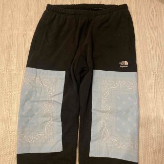 Supreme - supreme ノースフェイス スウェットパンツ バンダナ Sの通販