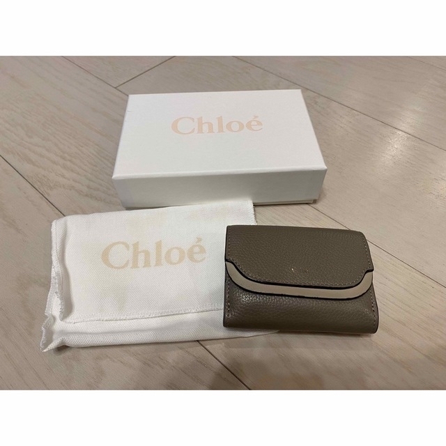 Chloe(クロエ)のクロエ　三つ折り財布　ミニウォレット レディースのファッション小物(財布)の商品写真