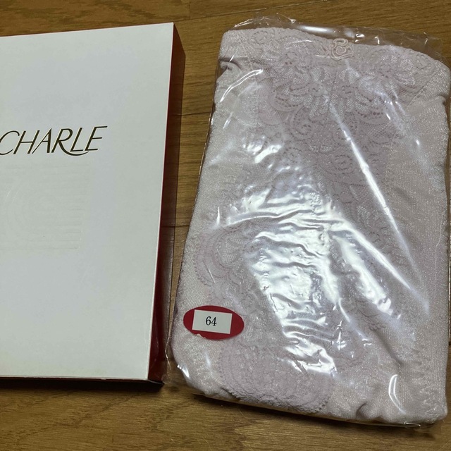 シャルレ(シャルレ)の★シャルレ　ガードル　64 レディースの下着/アンダーウェア(その他)の商品写真