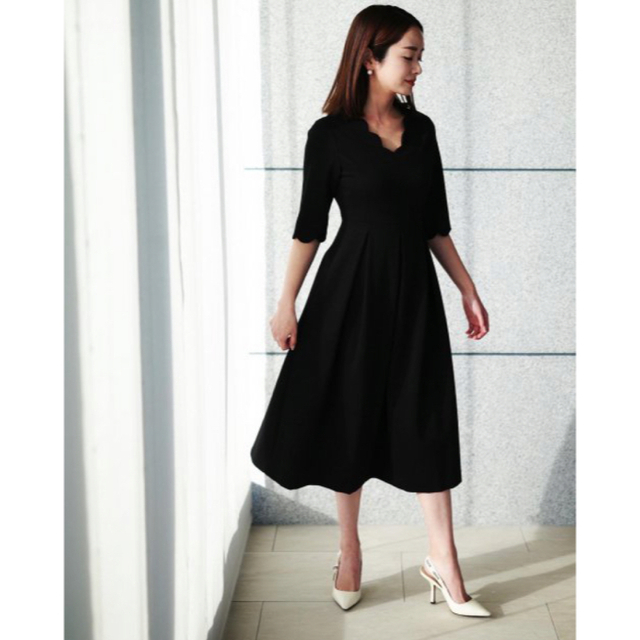 【最終値下げ】akiki scallop dressⅢ/black 新品 36ワンピース