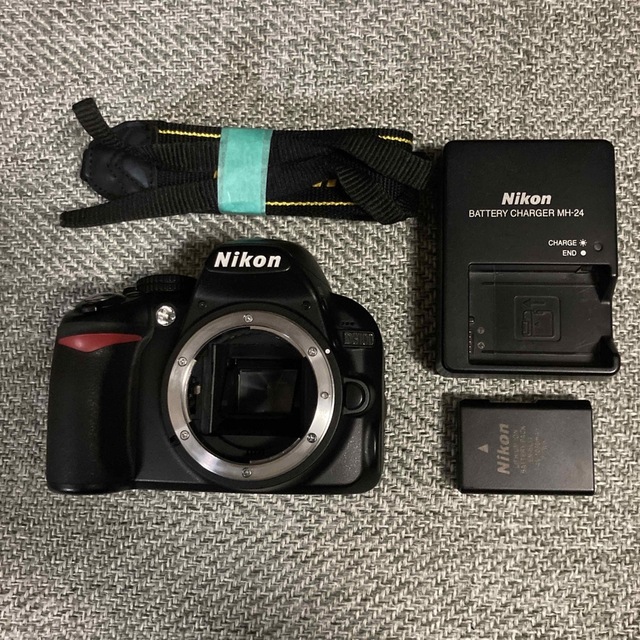 【最終値下げ】Nikon D3100 ボディ