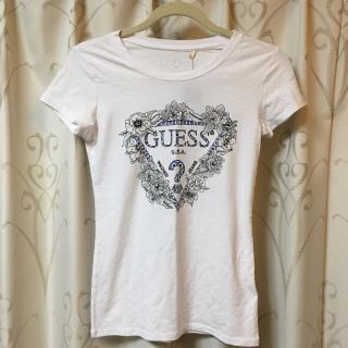 ゲス(GUESS)のGUESS タグ付き レディースTシャツ(Tシャツ(半袖/袖なし))