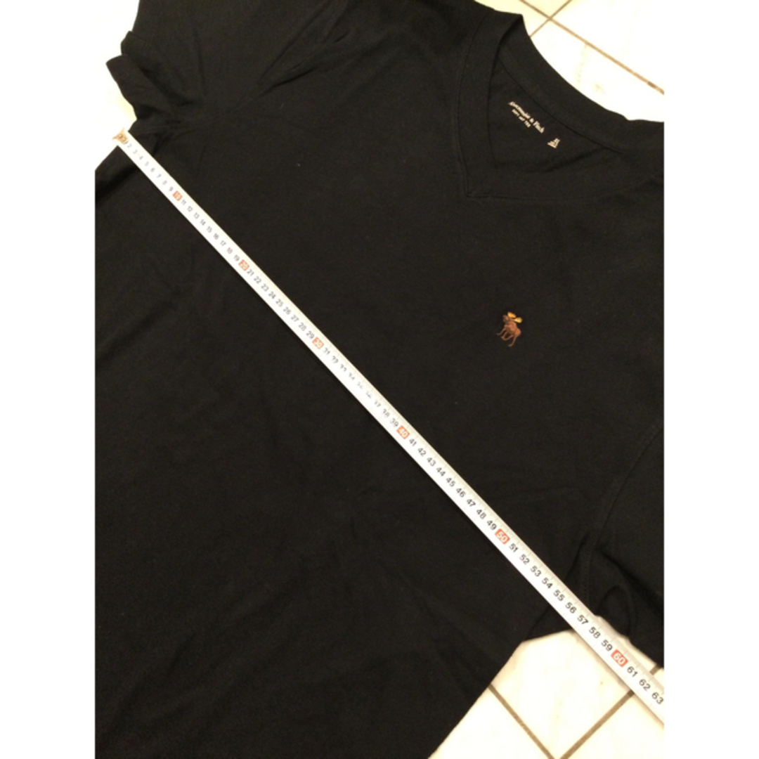 Abercrombie&Fitch(アバクロンビーアンドフィッチ)の新品★Abercrombie&Fitch★アバクロTシャツ（黒）XL メンズのトップス(Tシャツ/カットソー(半袖/袖なし))の商品写真
