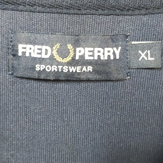 FRED PERRY(フレッドペリー)の【希少サイズ】フレッドペリー 3XL トラックジャケット ネイビー 紺 白 ロゴ メンズのトップス(ジャージ)の商品写真