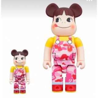 メディコムトイ(MEDICOM TOY)のBE@RBRICK BAPE(R) ペコちゃん 100％ & 400％ ピンク(フィギュア)