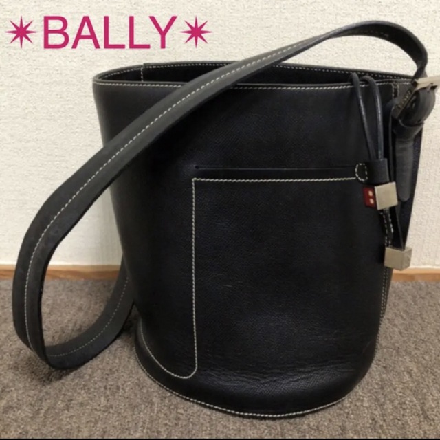 【BALLY】ショルダーバッグ❤️最終値下げしました | フリマアプリ ラクマ