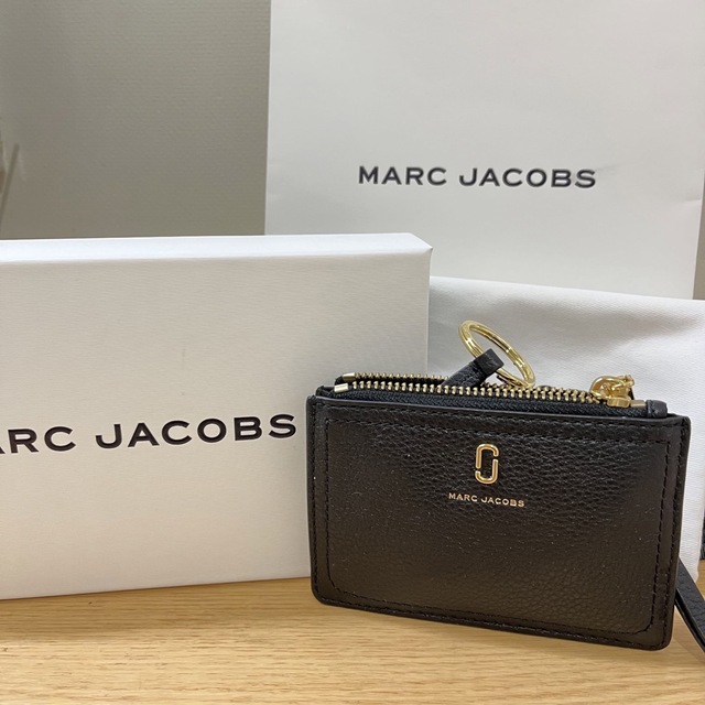 MARC JACOBS マルチウォレット、カードコインケース