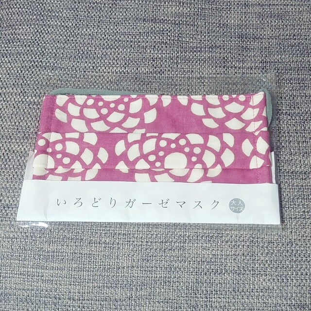 ★値下げ★かまわぬ ガーゼマスク 手ぬぐい てぬぐい ローズ バラ インテリア/住まい/日用品の日用品/生活雑貨/旅行(日用品/生活雑貨)の商品写真