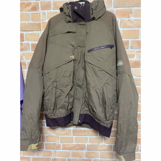 HH HELLY HANSEN ダウン　値下げ可能