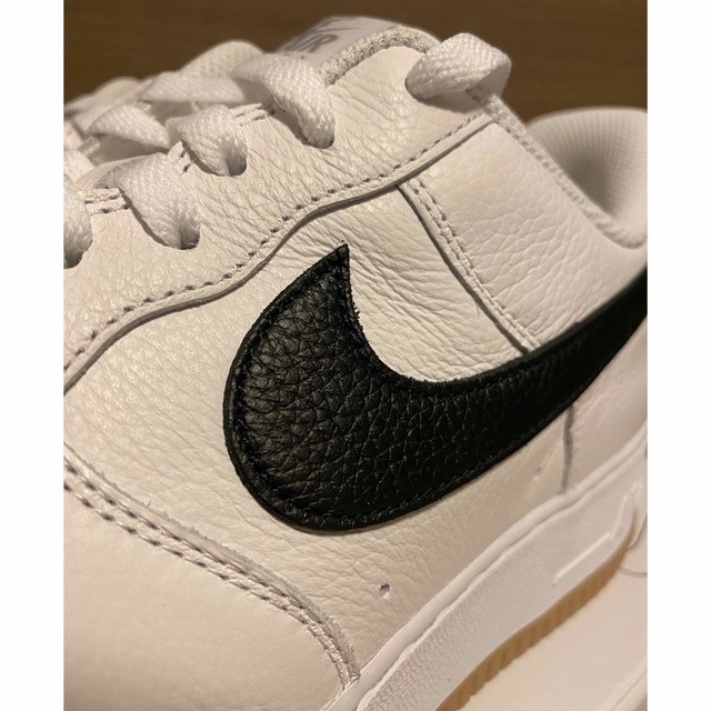 NIKE AIR FORCE 1 WHITE BLACK GUM 1