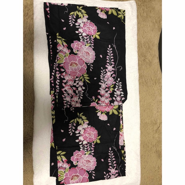 浴衣　黒字にピンク花柄 | フリマアプリ ラクマ