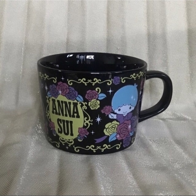 ANNA SUI(アナスイ)のサンリオ💜アナスイコラボ💜マグカップ💜マイメロ＊クロミ＊キキララ＊キティ エンタメ/ホビーのおもちゃ/ぬいぐるみ(キャラクターグッズ)の商品写真