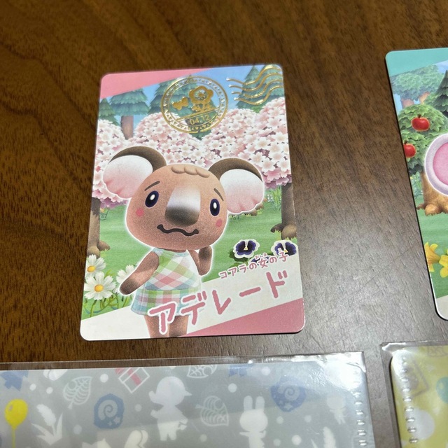 任天堂(ニンテンドウ)のあつまれ どうぶつの森 スナップカード2枚とカードケース5枚セット エンタメ/ホビーのおもちゃ/ぬいぐるみ(キャラクターグッズ)の商品写真