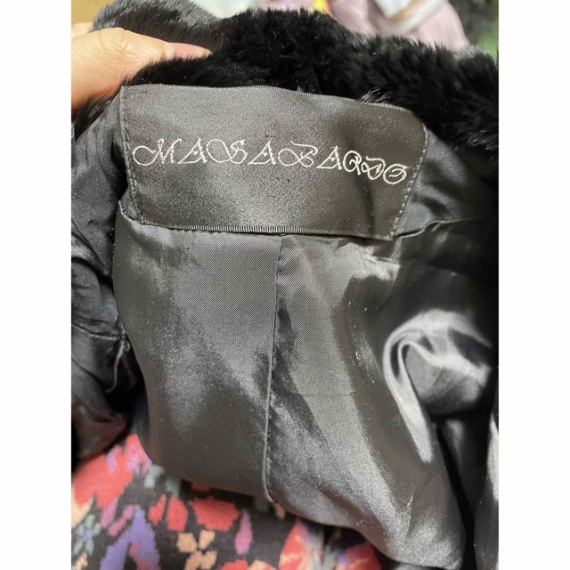富和 MASABARDO マッサバルド 絹 シルク 100 黒 中綿アウター レディースのジャケット/アウター(ダウンジャケット)の商品写真