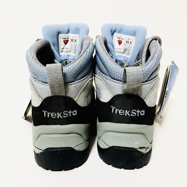Treksta(トレクスタ)のTrekSta トレクスタ トレッキングシューズ 22.5 スポーツ/アウトドアのアウトドア(登山用品)の商品写真