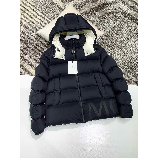 【驚きの価格が実現!】
MONCLER - 【極希少】モンクレール ダウンジャケット ダウンジャケット 【驚きの価格が実現!】
MONCLER - 【極希少】モンクレール ダウンジャケット ダウンジャケット