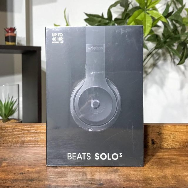 Beats by Dr Dre(ビーツバイドクタードレ)の【新品未開封】Beats Solo3 WIRELESS★ブラック スマホ/家電/カメラのオーディオ機器(ヘッドフォン/イヤフォン)の商品写真