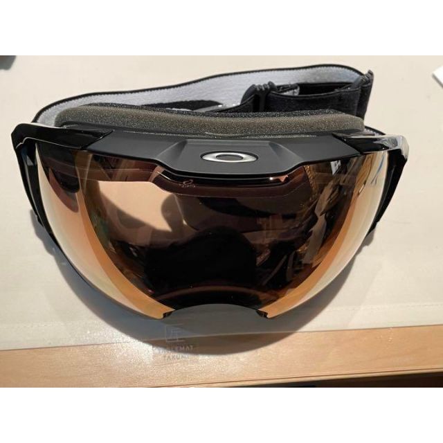 Oakley(オークリー)のOakley Airbrake XL ASIAN FIT　ソフトケース付き スポーツ/アウトドアのスノーボード(アクセサリー)の商品写真