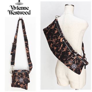 Vivienne Westwood - 美品 ヴィヴィアンウエストウッド サコッシュ ...
