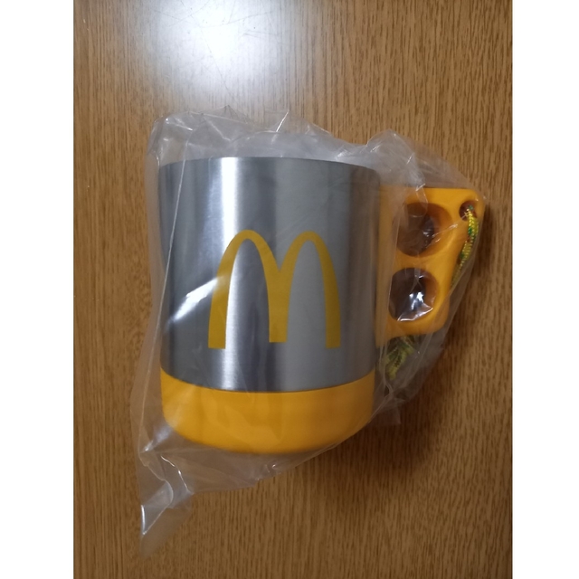 CHUMS(チャムス)のステンレスマグカップ　黄色 インテリア/住まい/日用品のキッチン/食器(グラス/カップ)の商品写真