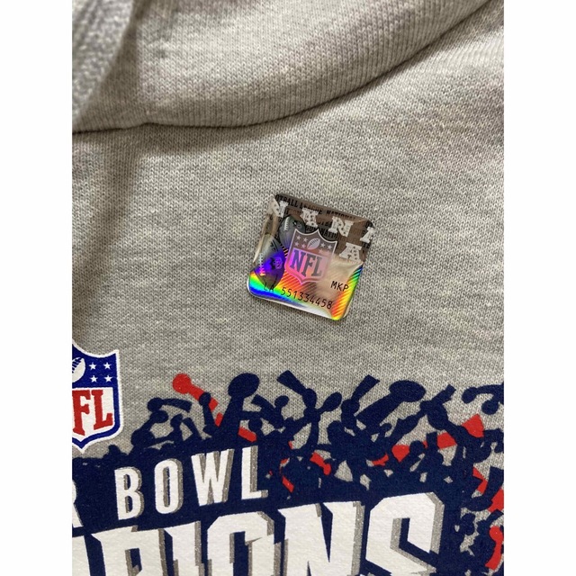 新品　日本未発売　2着セット　NFL ペイトリオッツ　パーカー　tシャツ　優勝