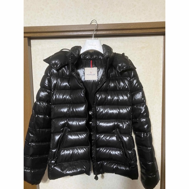 MONCLER(モンクレール)のMONCLER モンクレール MAYA  マヤ ダウンジャケット 黒 ブラック レディースのジャケット/アウター(ダウンジャケット)の商品写真