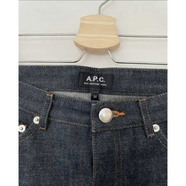 a.p.c ミニスカート