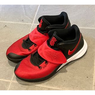 ナイキ(NIKE)のNIKE ナイキ カイリー フライトラップ3 ミドルカット 赤×黒(バスケットボール)