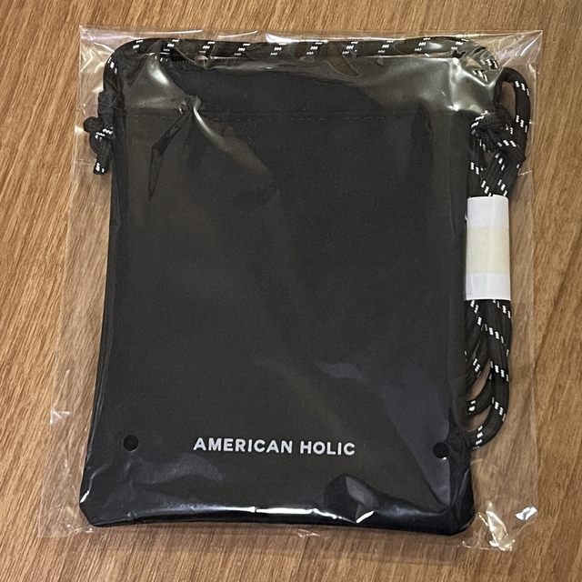 AMERICAN HOLIC(アメリカンホリック)のアメリカンホリック　サコッシュ　ショルダーバッグ【非売品】 レディースのバッグ(ショルダーバッグ)の商品写真