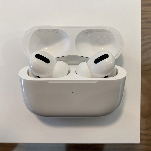 【美品】Apple AirPods Pro MWP22J/A