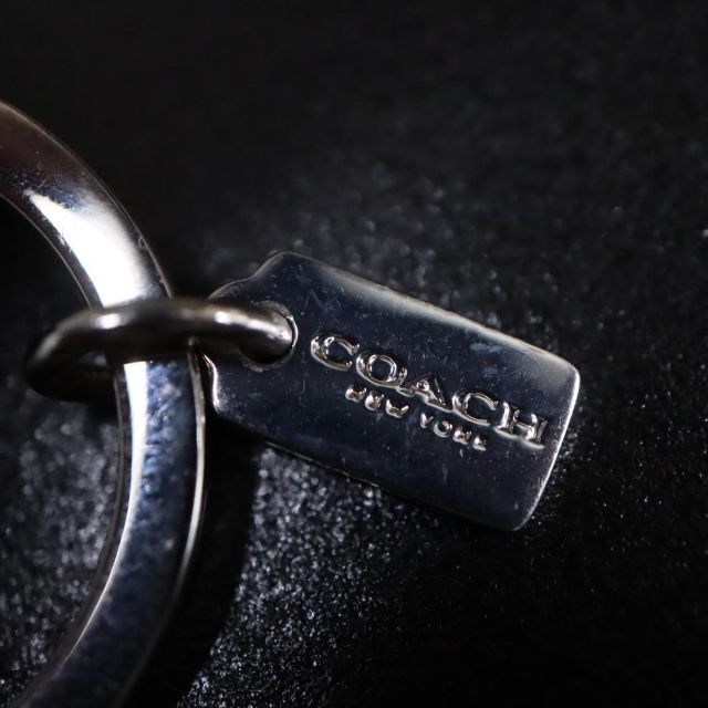 COACH(コーチ)の【匿名配送】COACH コーチ キーリング キーホルダー シルバー レディースのアクセサリー(チャーム)の商品写真