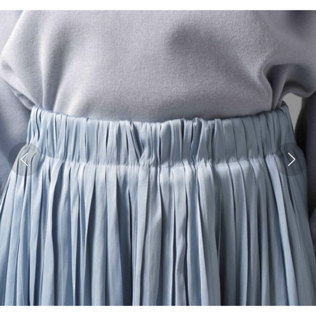 Andemiu(アンデミュウ)のアンデミュウ✨新品未着用✨サテンプリーツスカート✨ レディースのスカート(ひざ丈スカート)の商品写真
