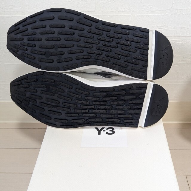 Y-3(ワイスリー)のY-3 SHIKU RUN GV9057 メンズの靴/シューズ(スニーカー)の商品写真