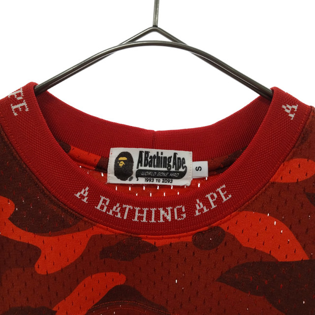 A BATHING APE(アベイシングエイプ)のA BATHING APE アベイシングエイプ カラーカモ メッシュ ナンバリングフットボール Tシャツ レッド メンズのトップス(Tシャツ/カットソー(半袖/袖なし))の商品写真