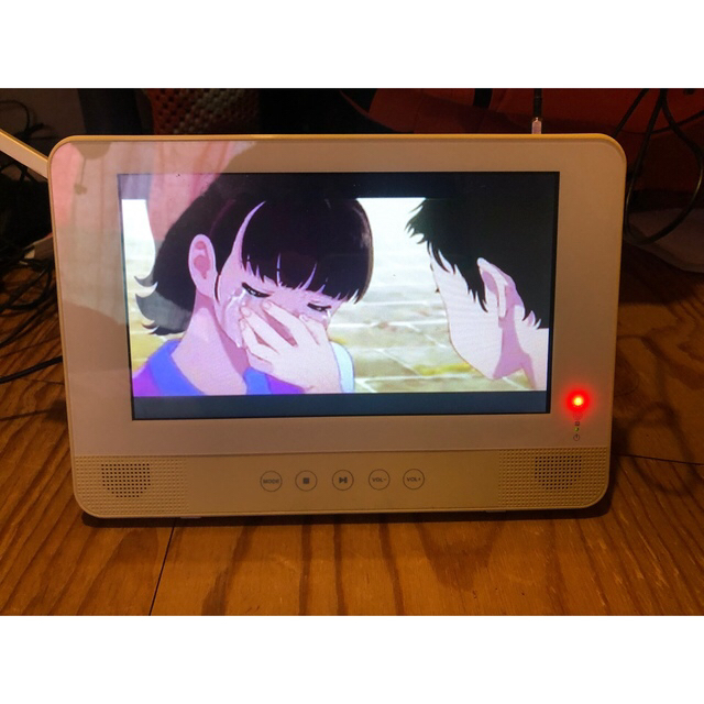 east 防水9型フルセグ対応ポータブルDVDプレーヤーの通販 by east 防水9型フルセグ対応ポータブルDVDプレーヤーの通販 by