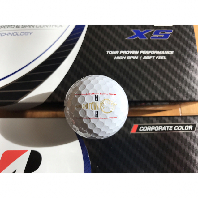 BRIDGESTONE(ブリヂストン)のツアーBXS  2ダース24個　コーポレートカラー スポーツ/アウトドアのゴルフ(その他)の商品写真